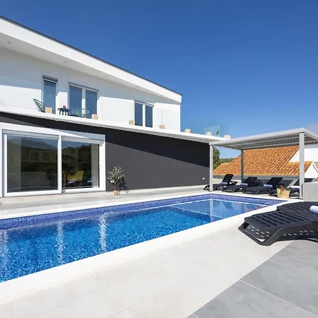 Franko Rogoznica Villa *