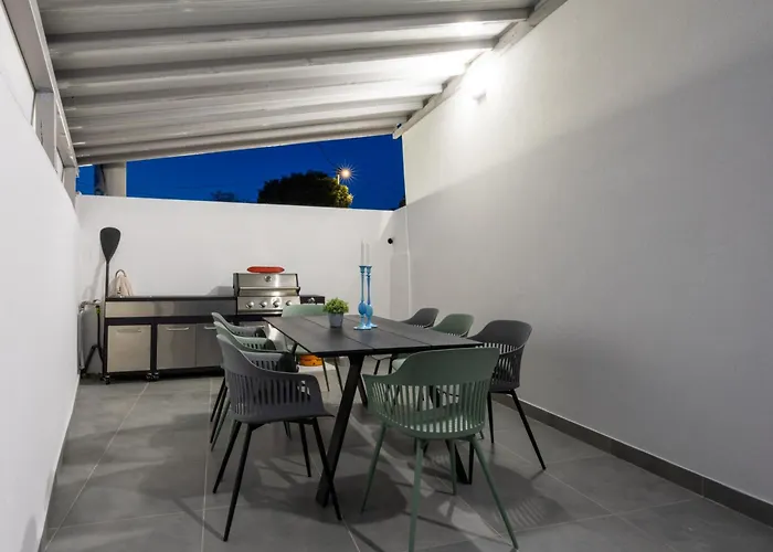 וילה Franko Rogoznica *